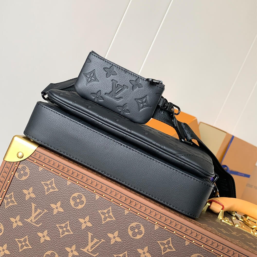 LV rio Messenger Bag - Image 5