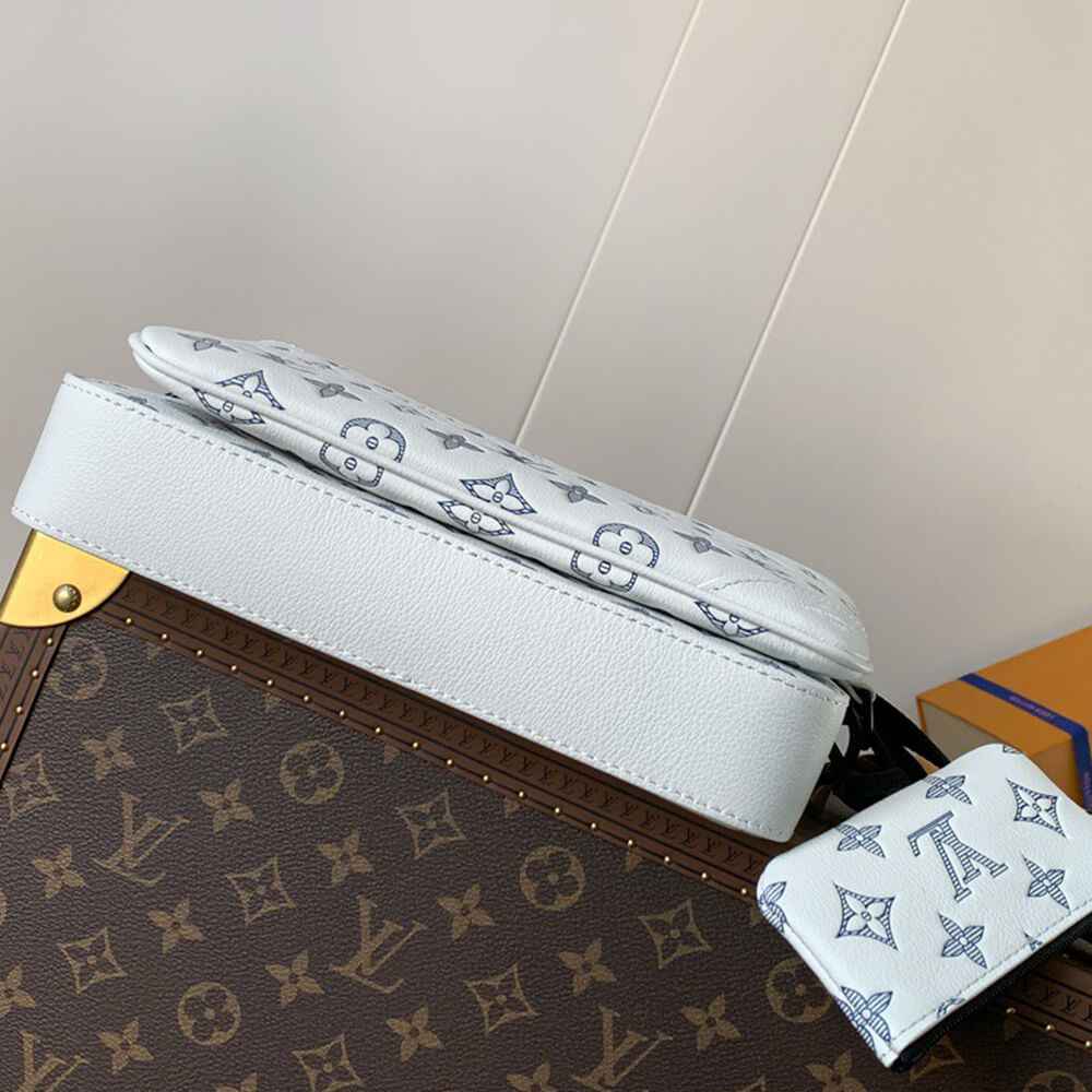 LV rio Messenger Bag - Image 5