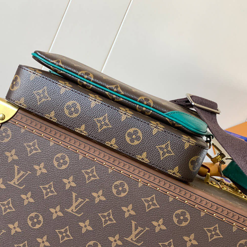 LV rio Messenger Bag - Image 5