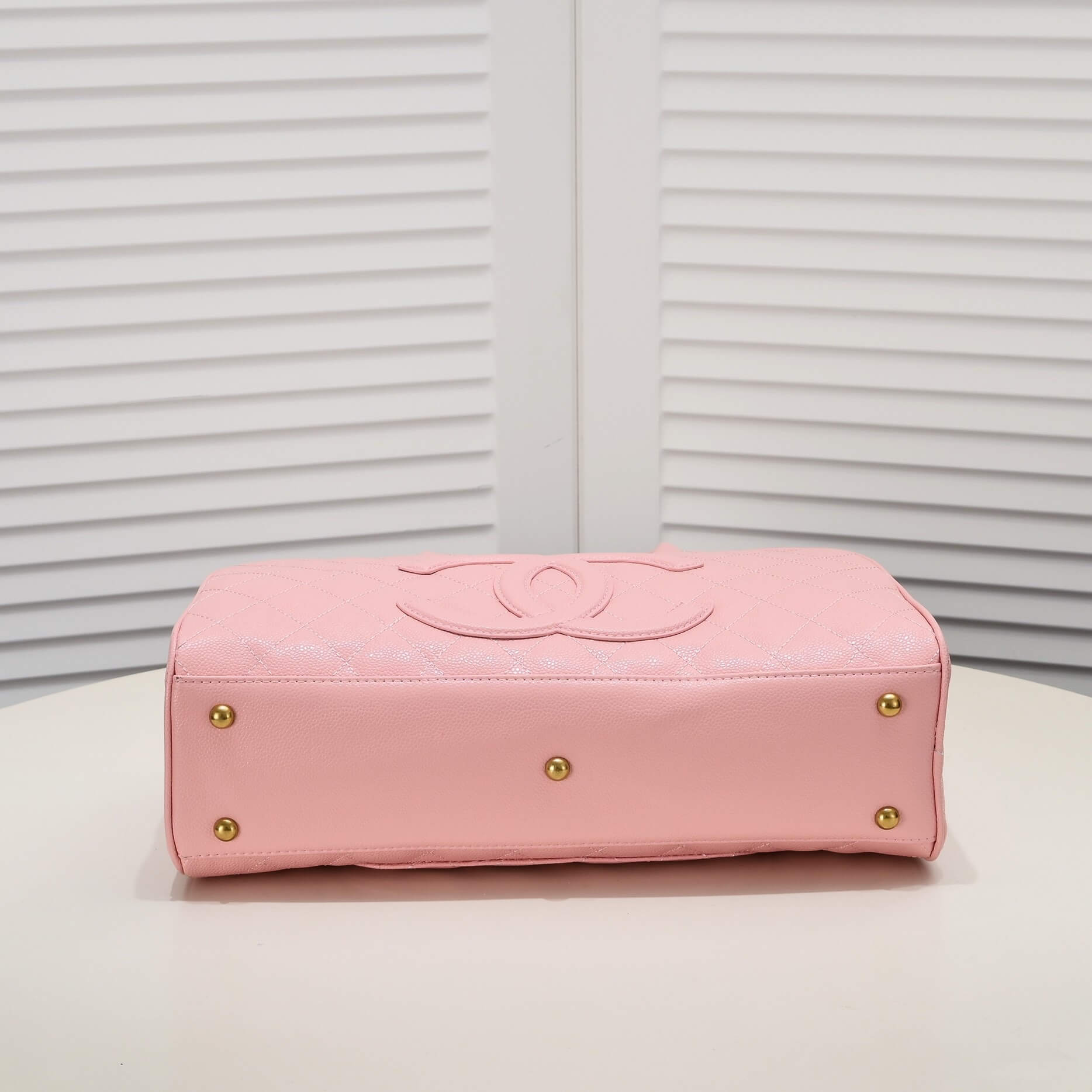 CHANEL Large Vintage Boston Bag - Image 5