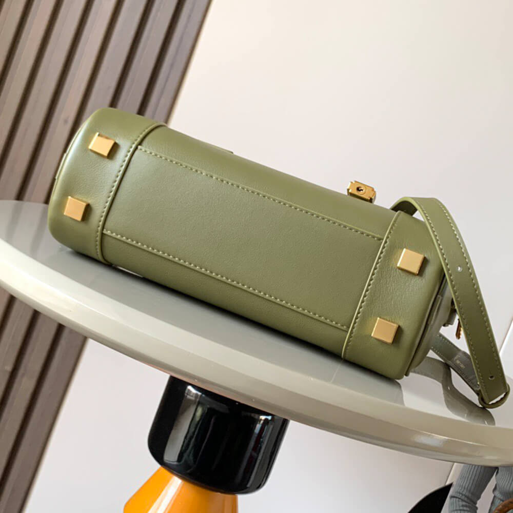 LOEWE Amazona 23 Cropped bag in nappa calfskin (Best
 GRADE) - Image 5