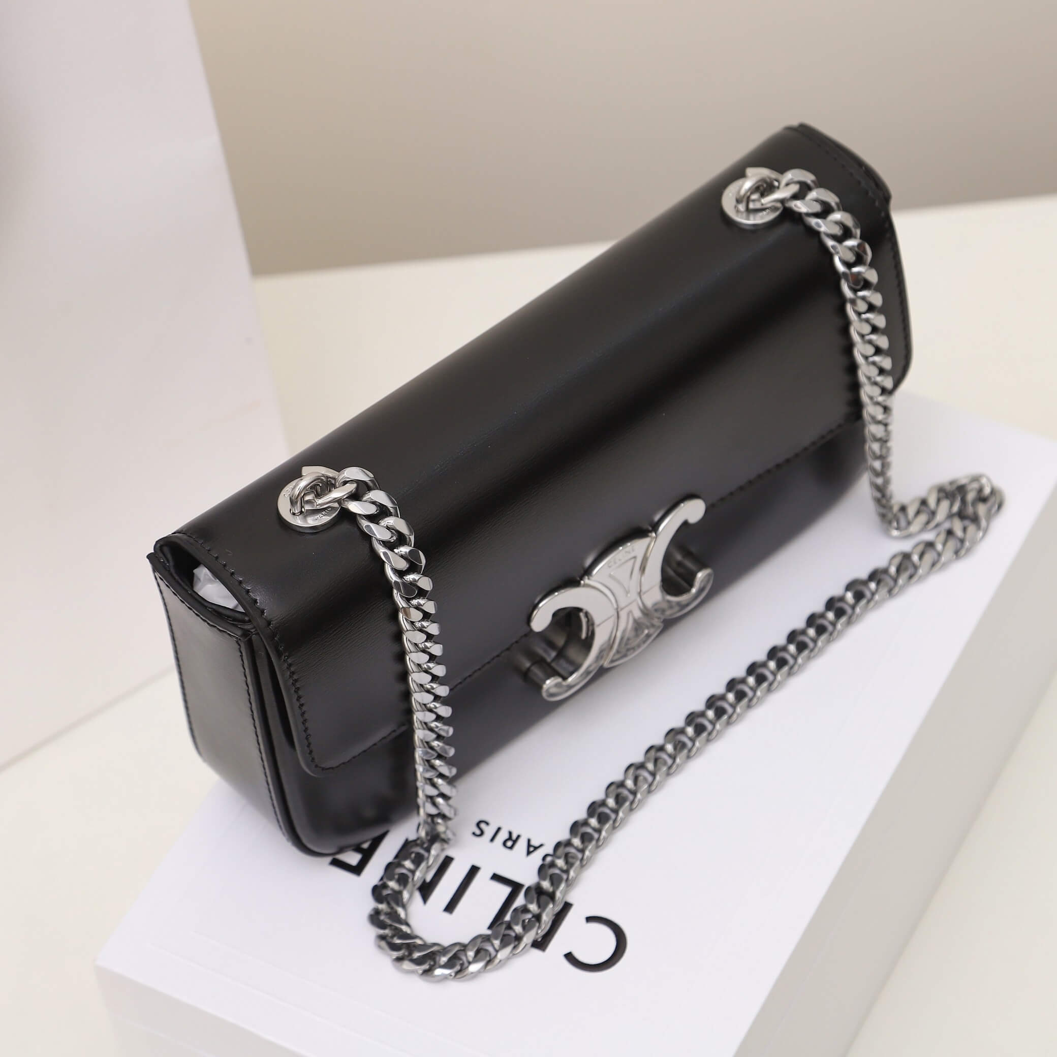 CELINE CLAUDE shiny cowhide leather chain shoulder bag - Image 5