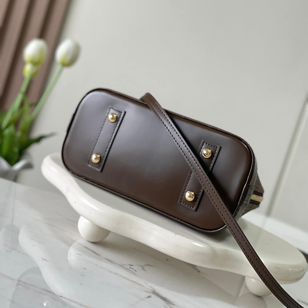 Smooth LV Alma BB Bag - Image 5