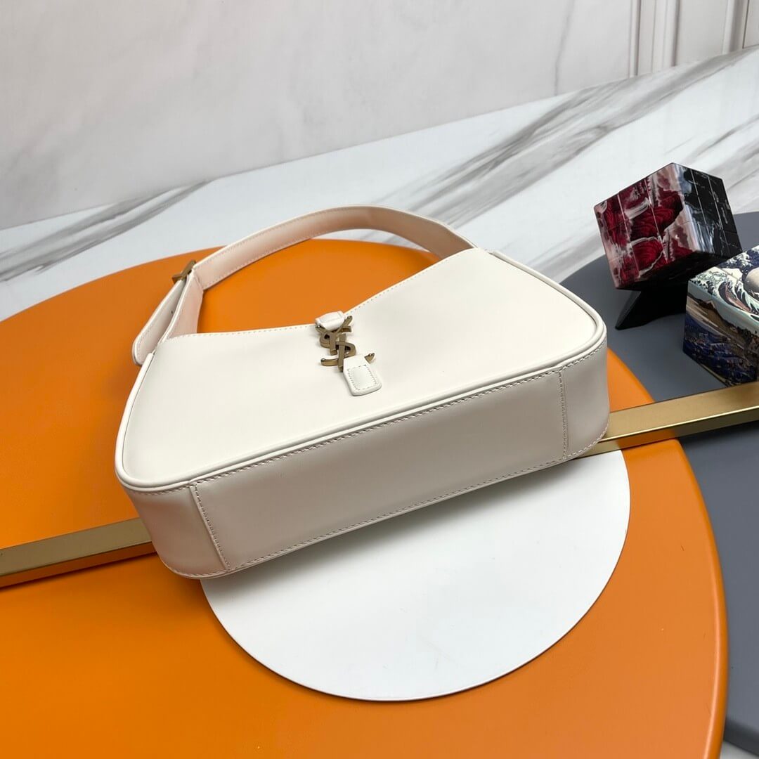 White YSL LE 5 A 7 bag in smooth leather - Image 5