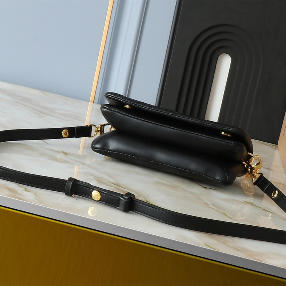 LV Pochette Coussin - Image 5