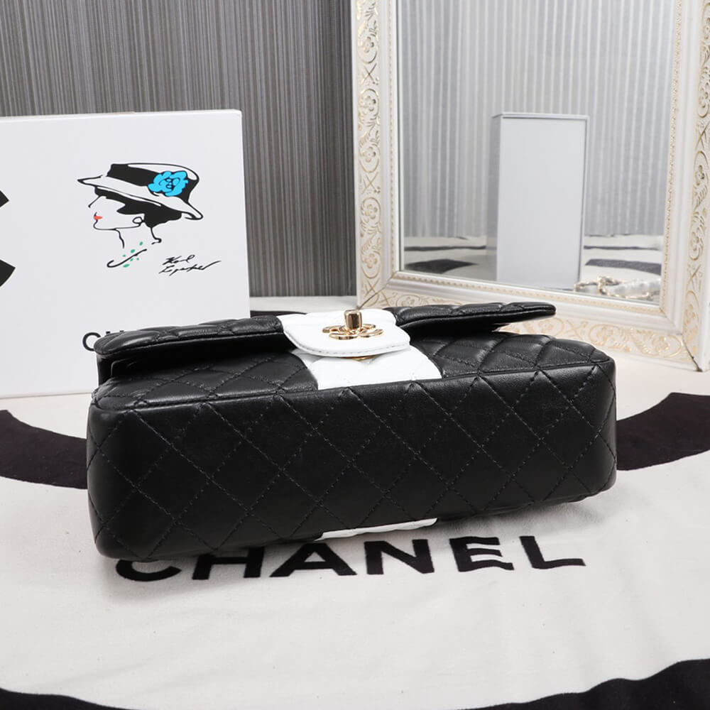 CHANEL CLASSIC HANDBAG - Image 5