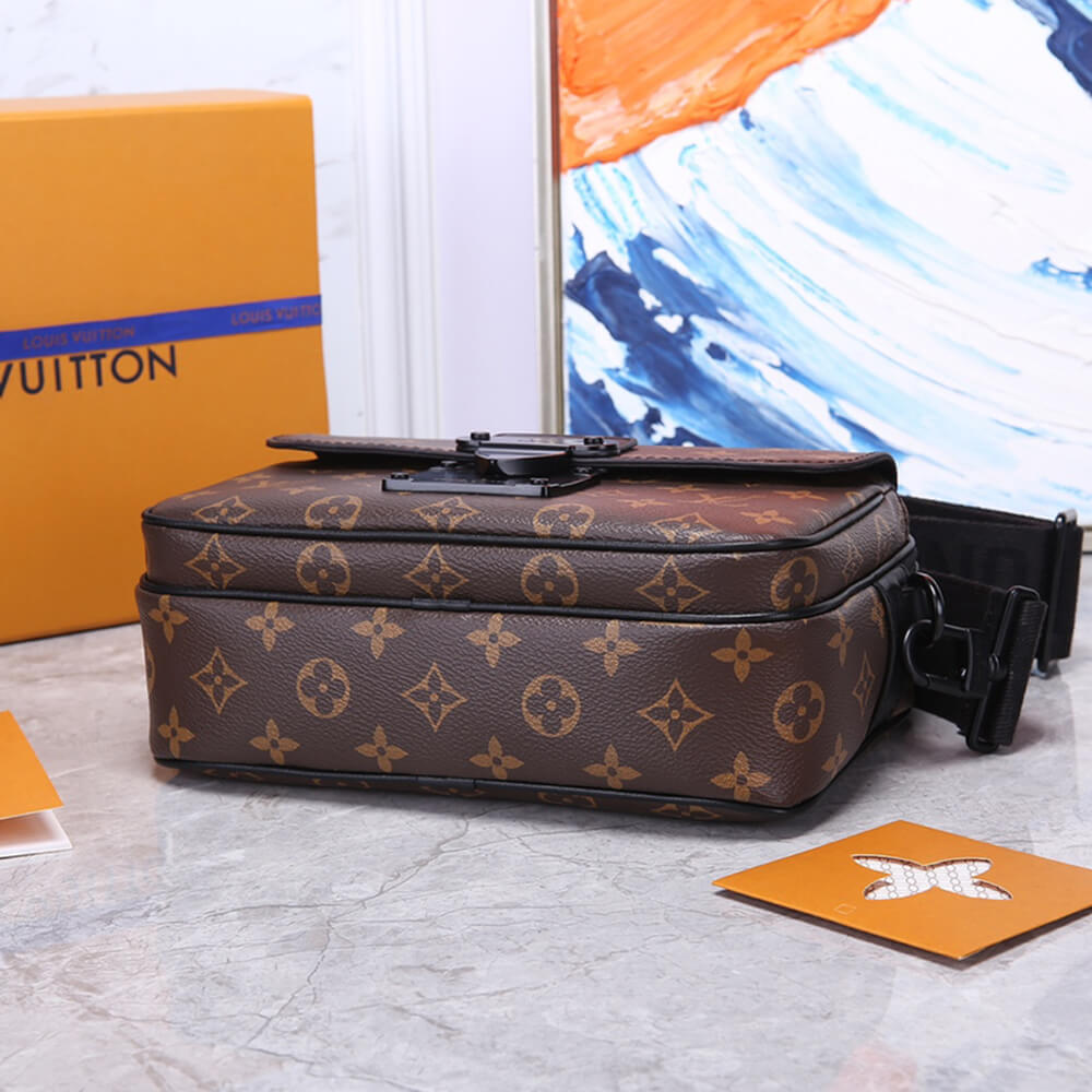 LV S LOCK MESSENGER - Image 5