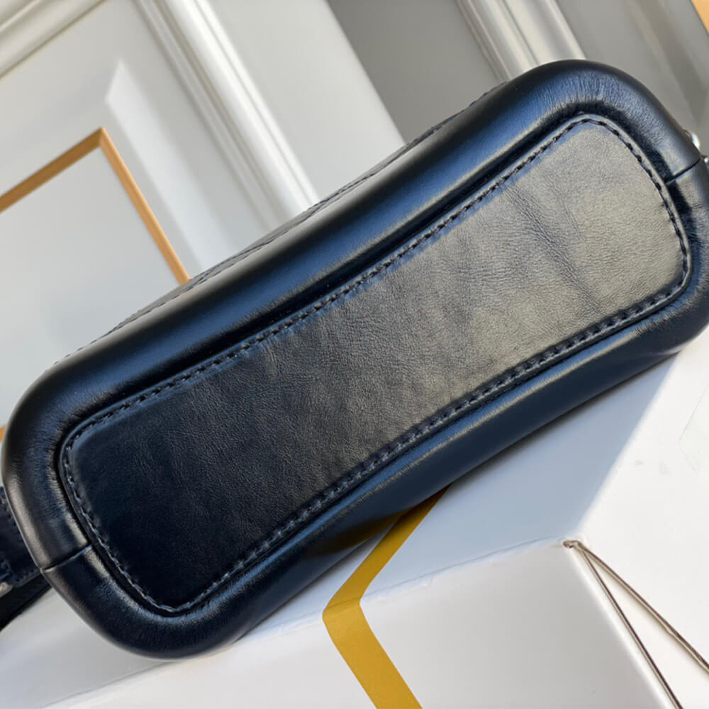 CHANEL?S GABRIELLE SMALL HOBO BAG - Image 5