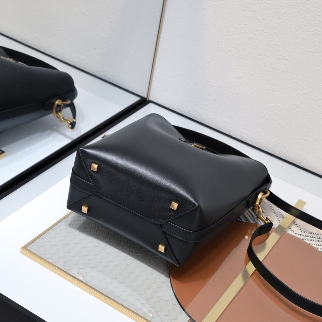 Black YSL LE 37 Leather - Image 5