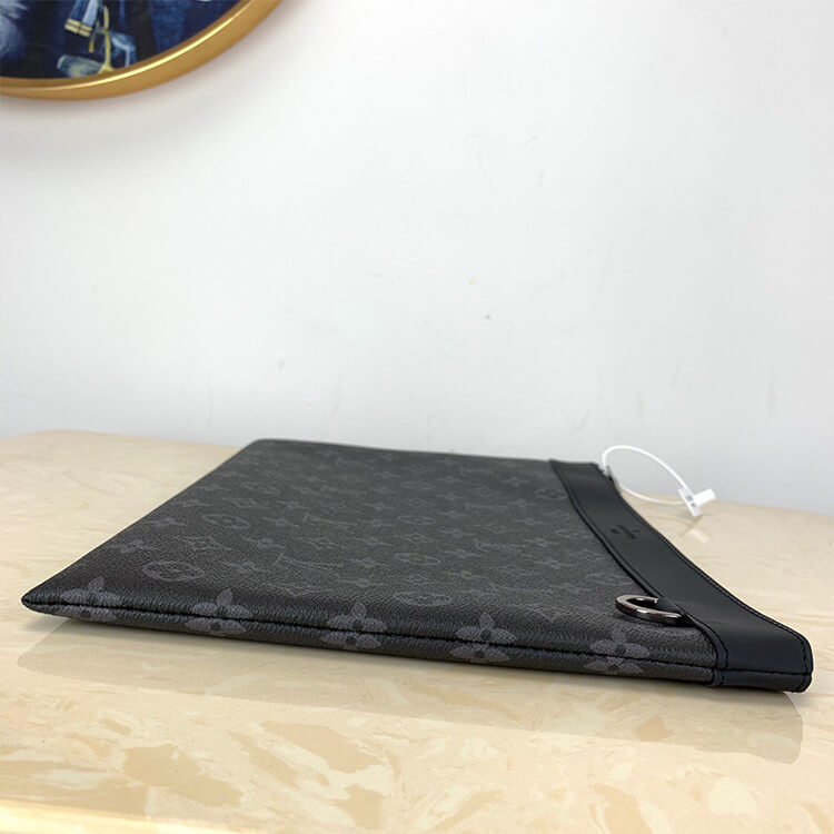 LV Discovery Pochette - Image 5