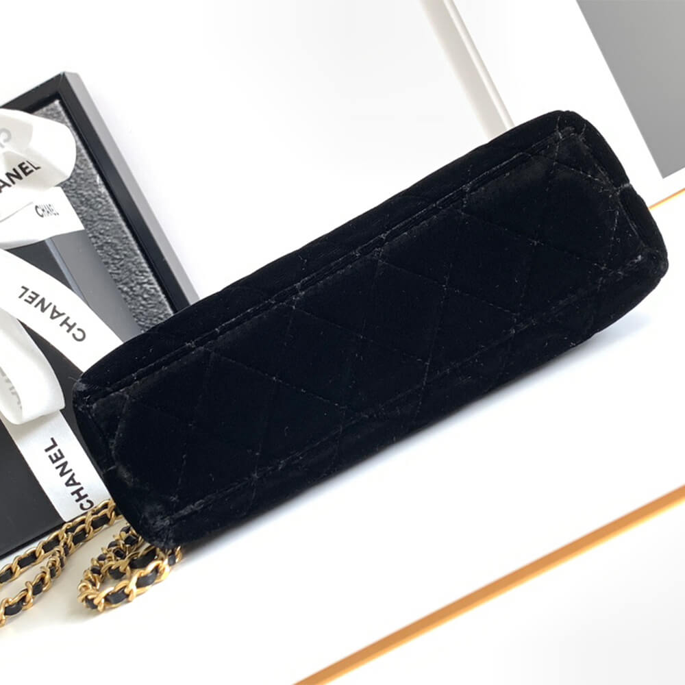 Black Chanel Mini Shopping Bag (Best
 grade) - Image 5