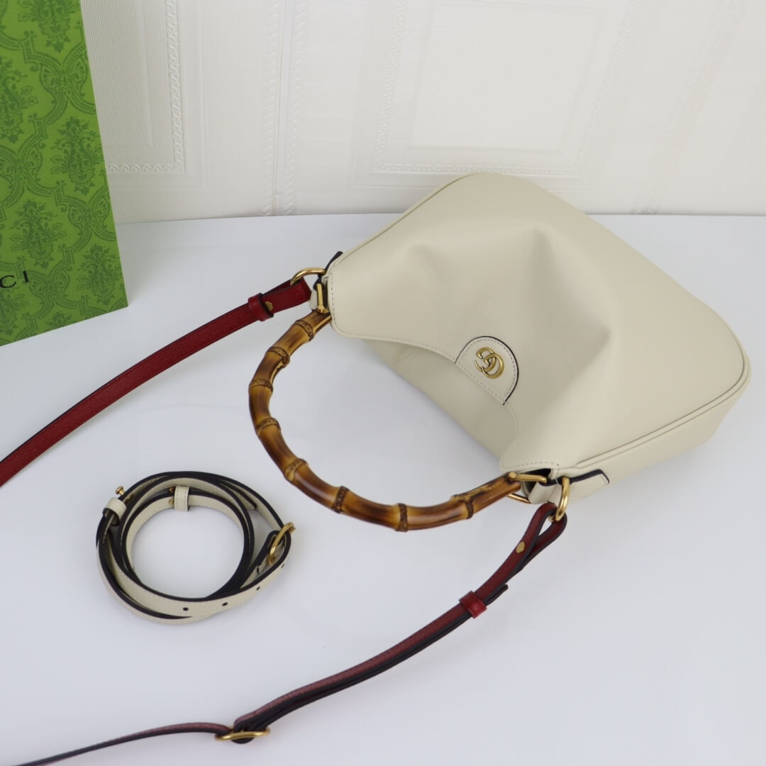 Gucci Diana Medium Shoulder Bag - Image 5