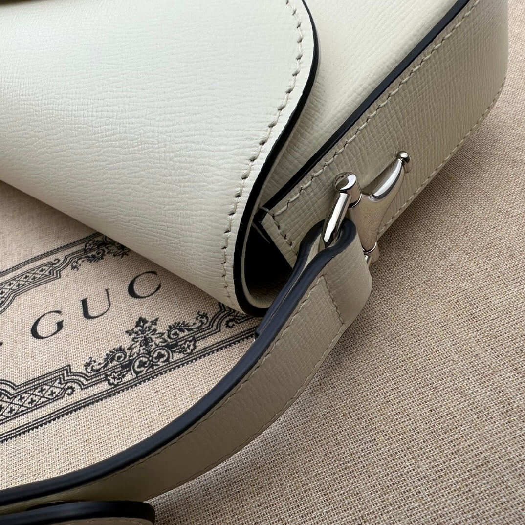 White Gucci Horsebit 1955 Small Shoulder Bag - Image 6