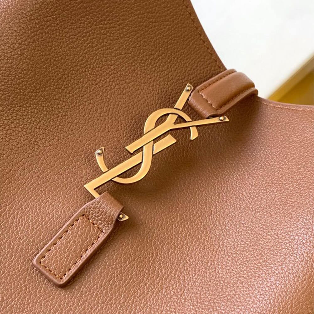 Fox YSL LE 5 A 7 supple SMALL IN GRAINED LEATHER - Image 6