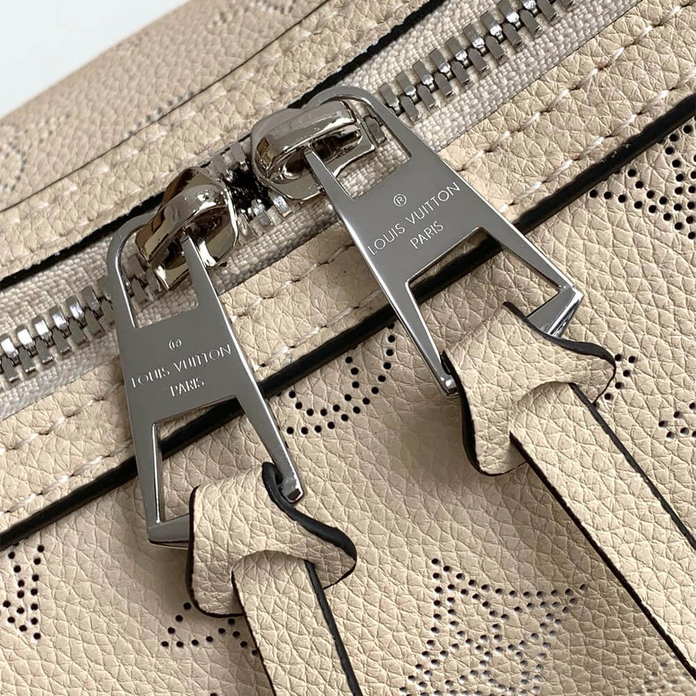 LV Hand It All PM - Image 6