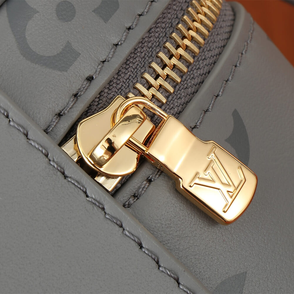 Trianon Gray LV Vanity Chain Pouch - Image 6