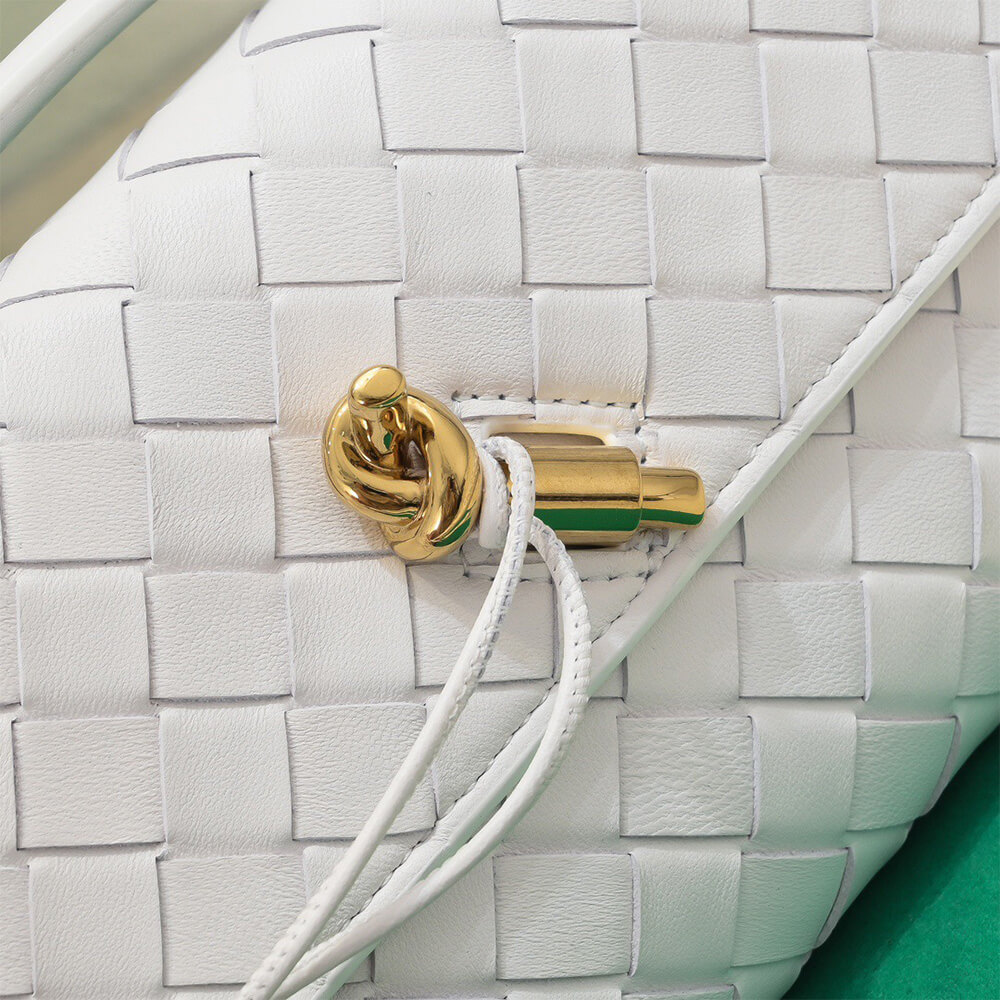 White Bottega Veneta Andiamo Clutch (Best
 GRADE) - Image 6