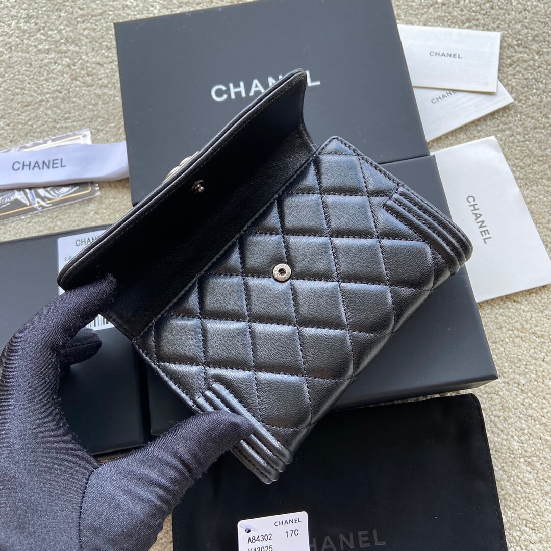 Black Chanel boy long wallet - Image 6