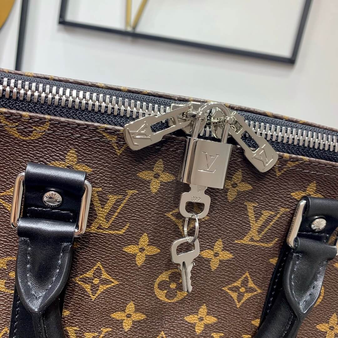 LV Keepall Bandouliere 55 - Image 6