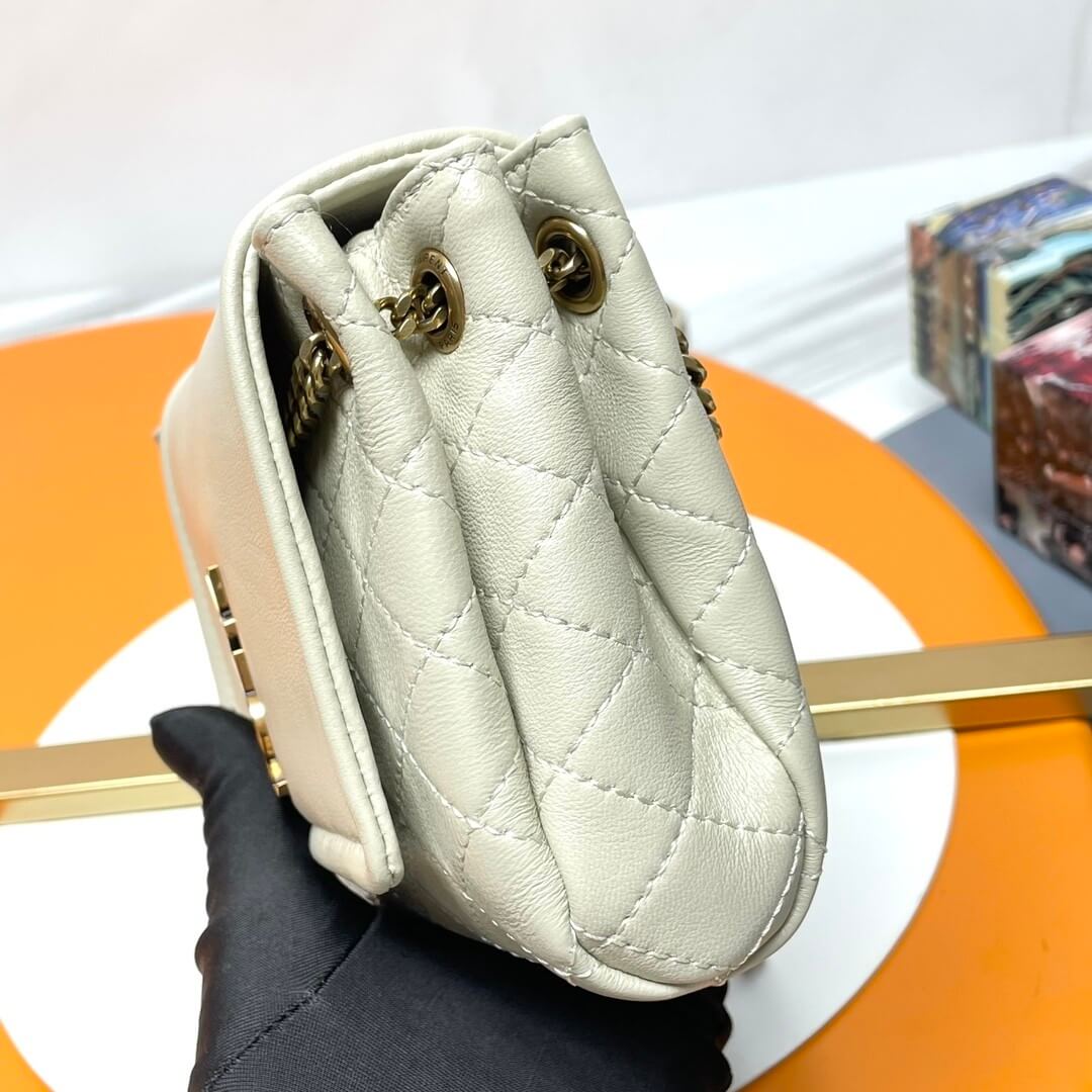 YSL MINI NOLITA IN LAMBSKIN - Image 6