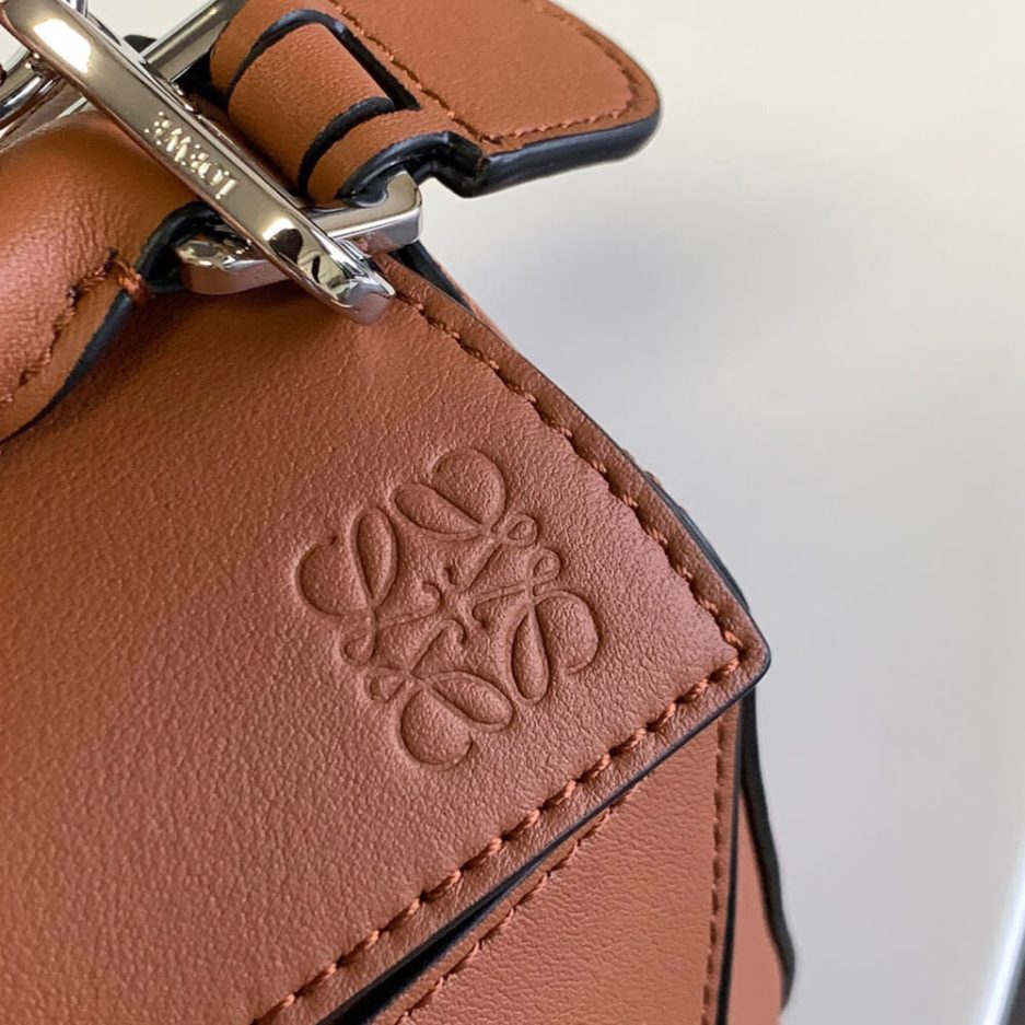 Tan LOEWE Mini Puzzle bag in classic calfskin - Image 6