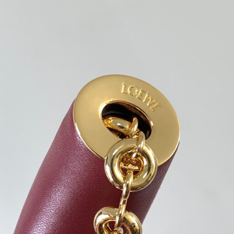 Burgundy Loewe Medium Squeeze bag in nappa lambskin - Image 6