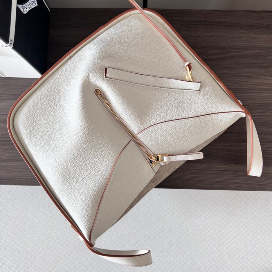 Soft White Loewe Small Hammock bag in soft grained calfskin - Image 6