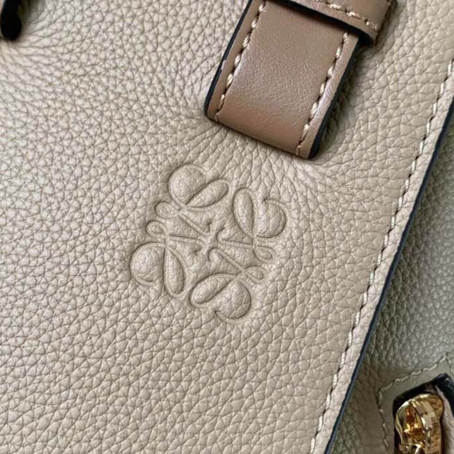 Gold Loewe Small Hammock bag in soft grained calfskin - Image 6