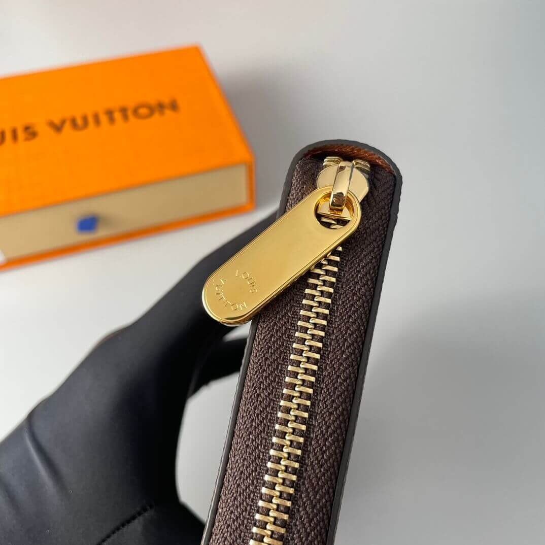 LV Zippy Wallet - Image 6
