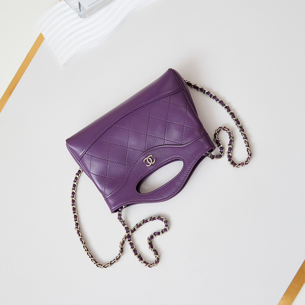 CHANEL 31 nano Bag - Image 6