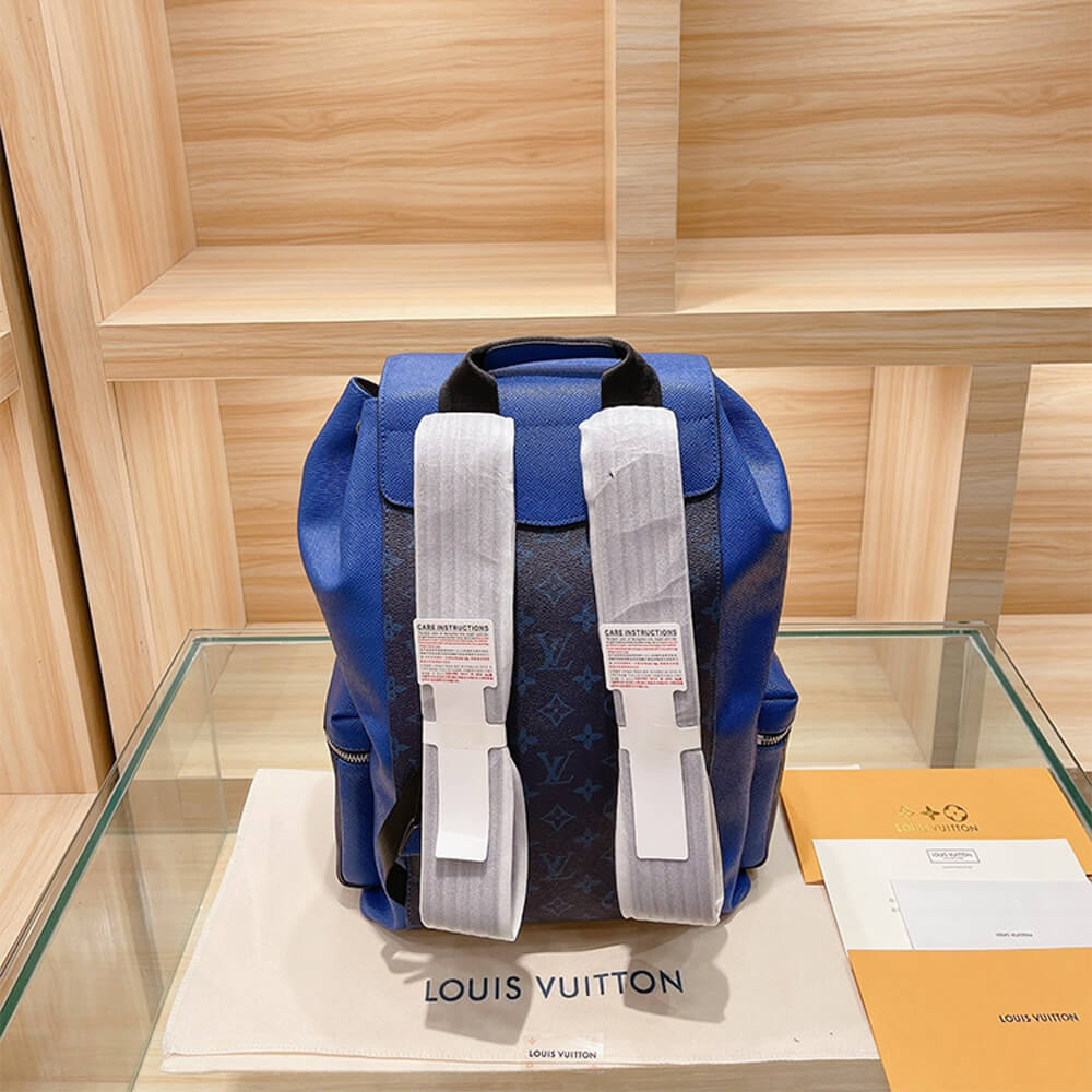 Louis Vuitton Outdoor Backpack - Image 6