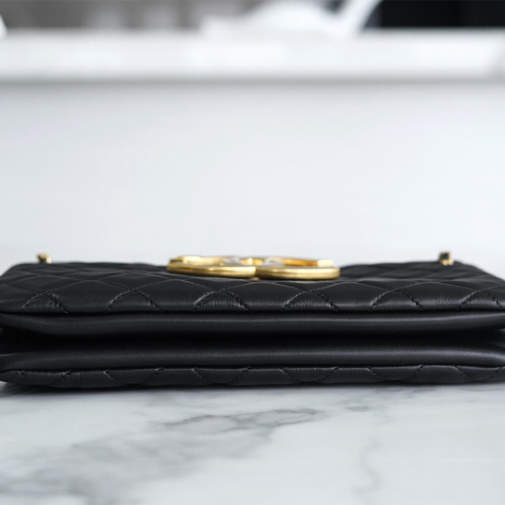 Chanel Logo Shoulder Bag - Image 6