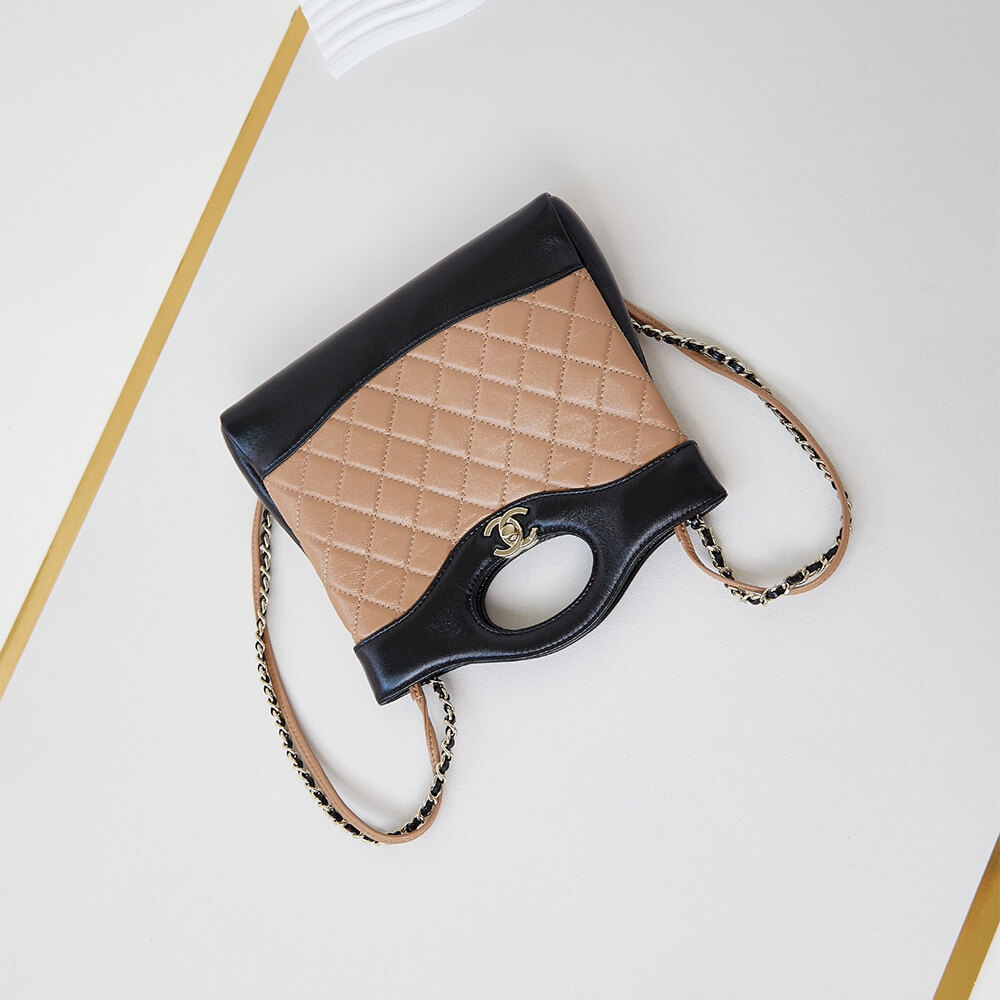 CHANEL 31 Mini Shopping Bag - Image 6