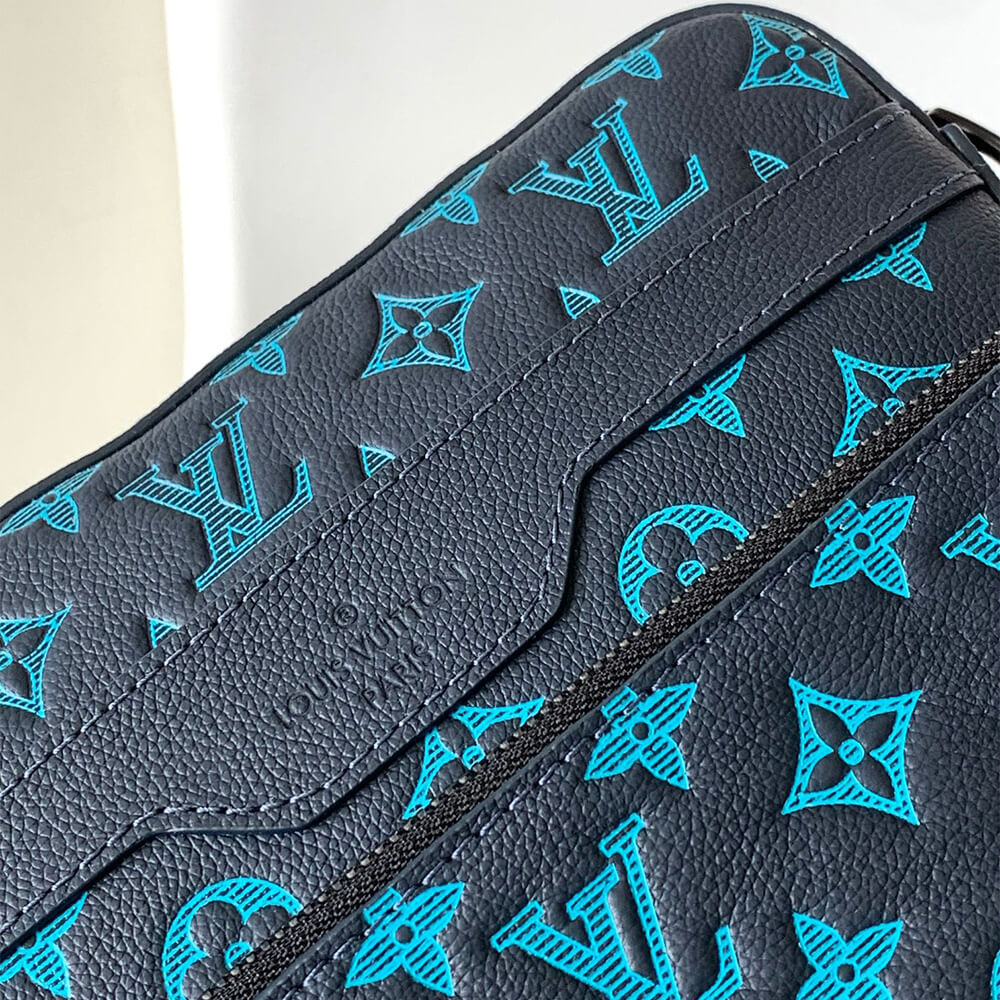 LV rio Messenger Bag - Image 6