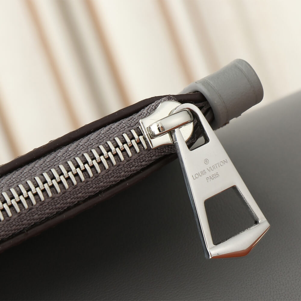 LV CarryAll Vibe MM - Image 6