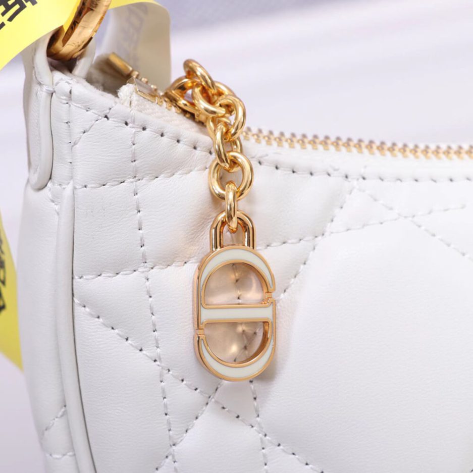 Latte CD LOUNGE BAG - Image 6