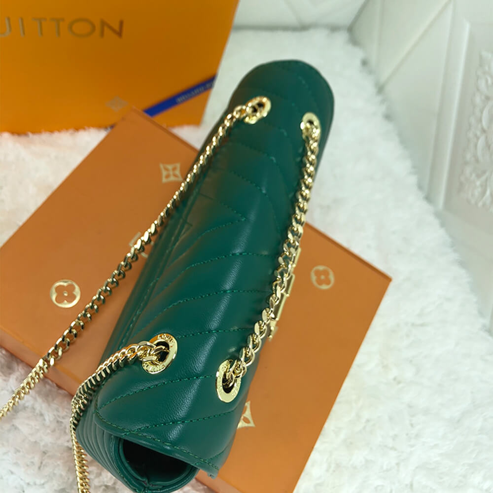 LV NEW WAVE CHAIN BAG - Image 6