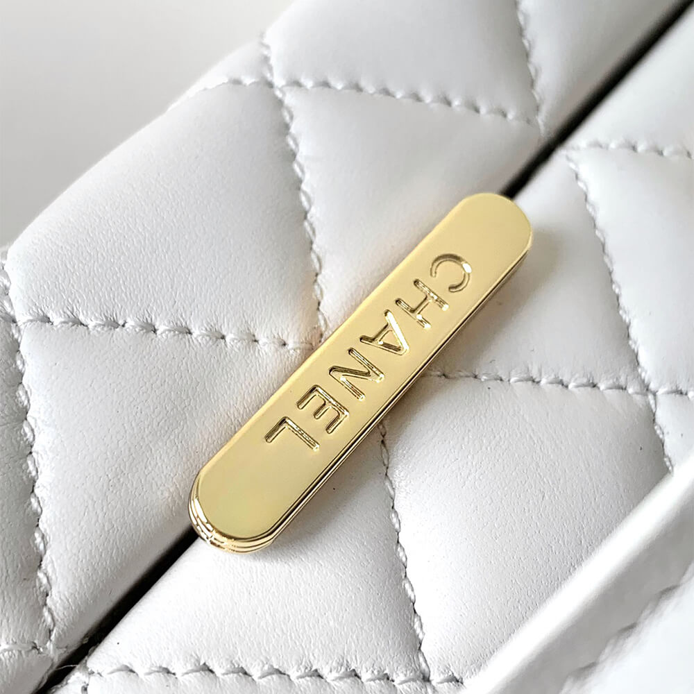 White CHANEL Box Pack (Best
 grade) - Image 6