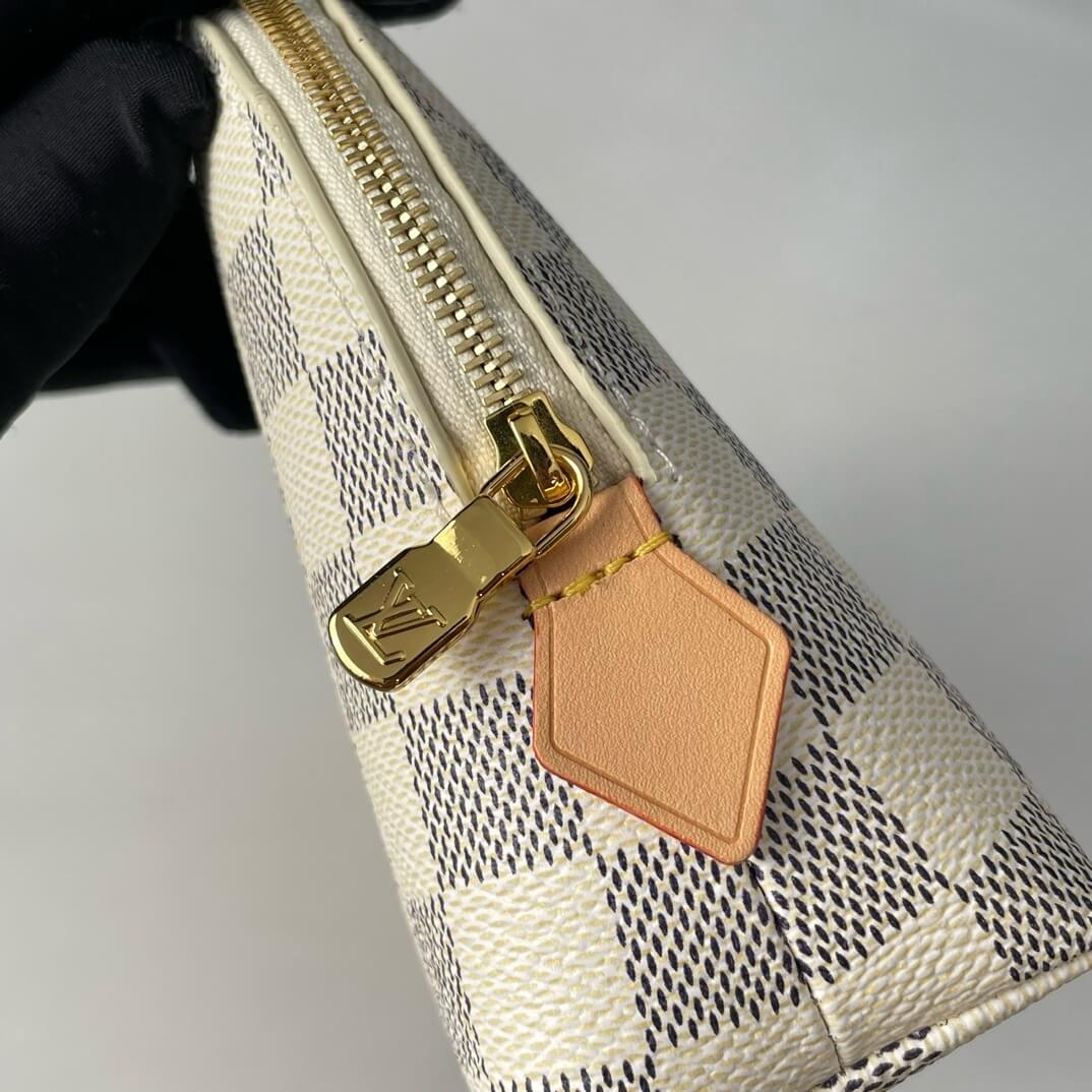 LV Cosmetic Pouch MM - Image 6