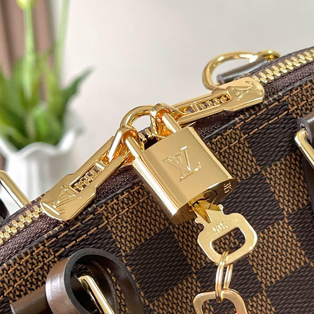 Smooth LV Alma BB Bag - Image 6