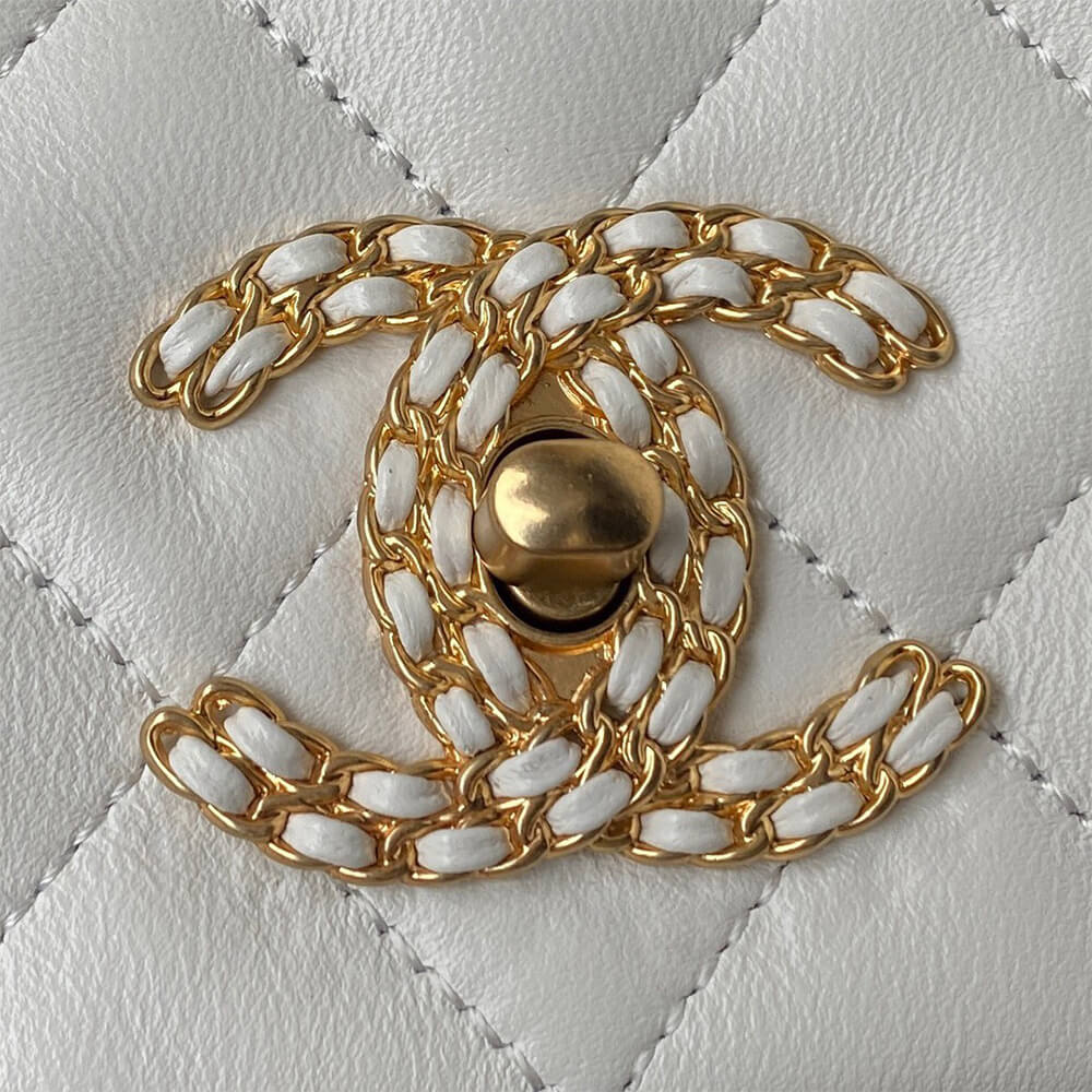 White CHANEL FLAP BAG - Image 6
