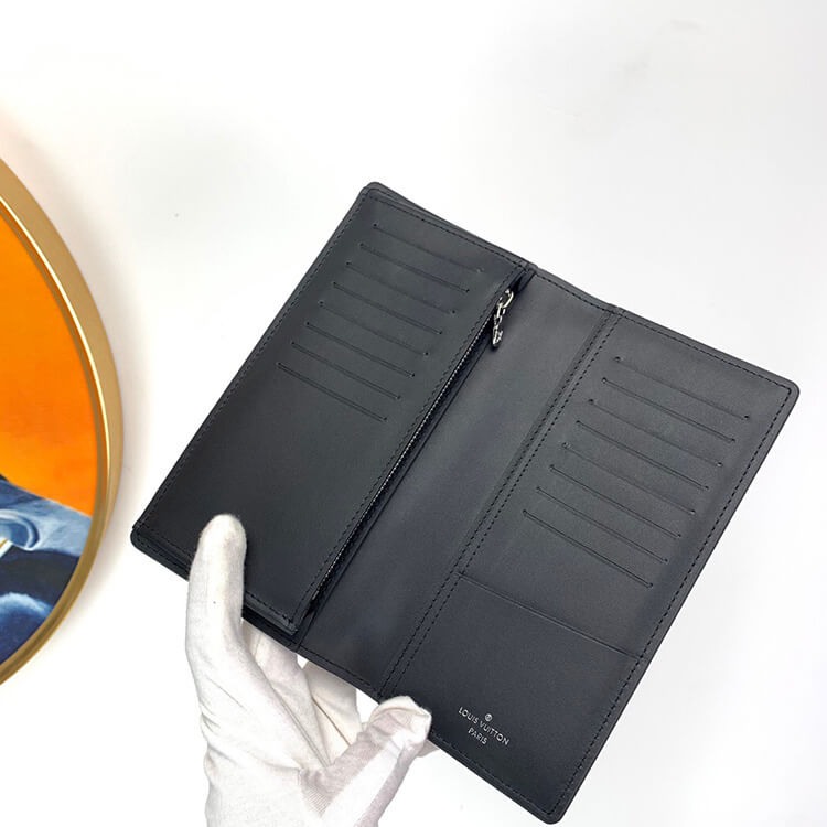 Taurillon LV Brazza Wallet - Image 6