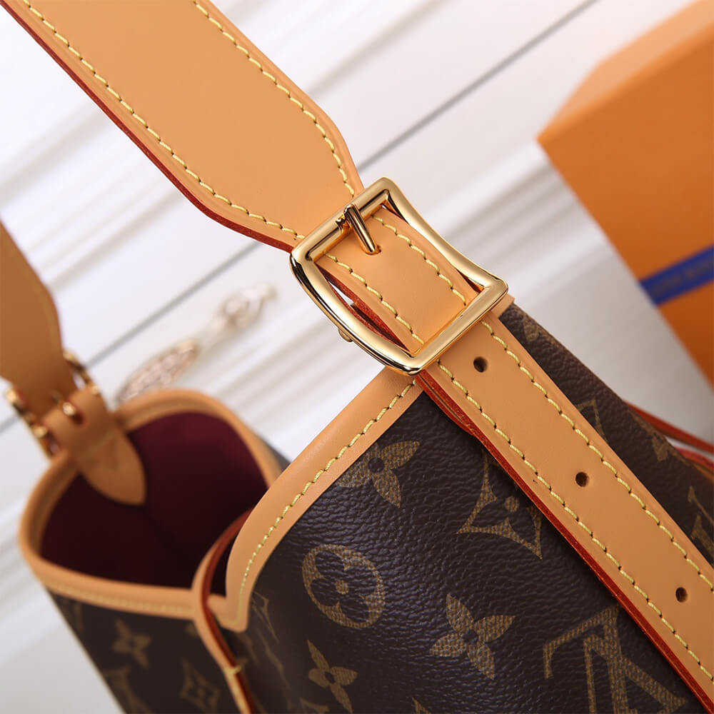 LV CarryAll PM - Image 6