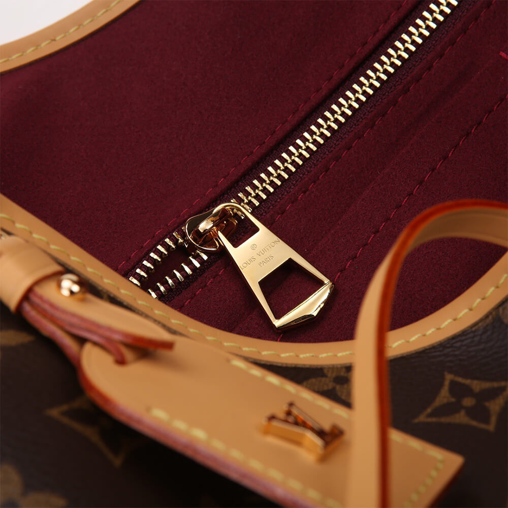 LV CarryAll MM - Image 6