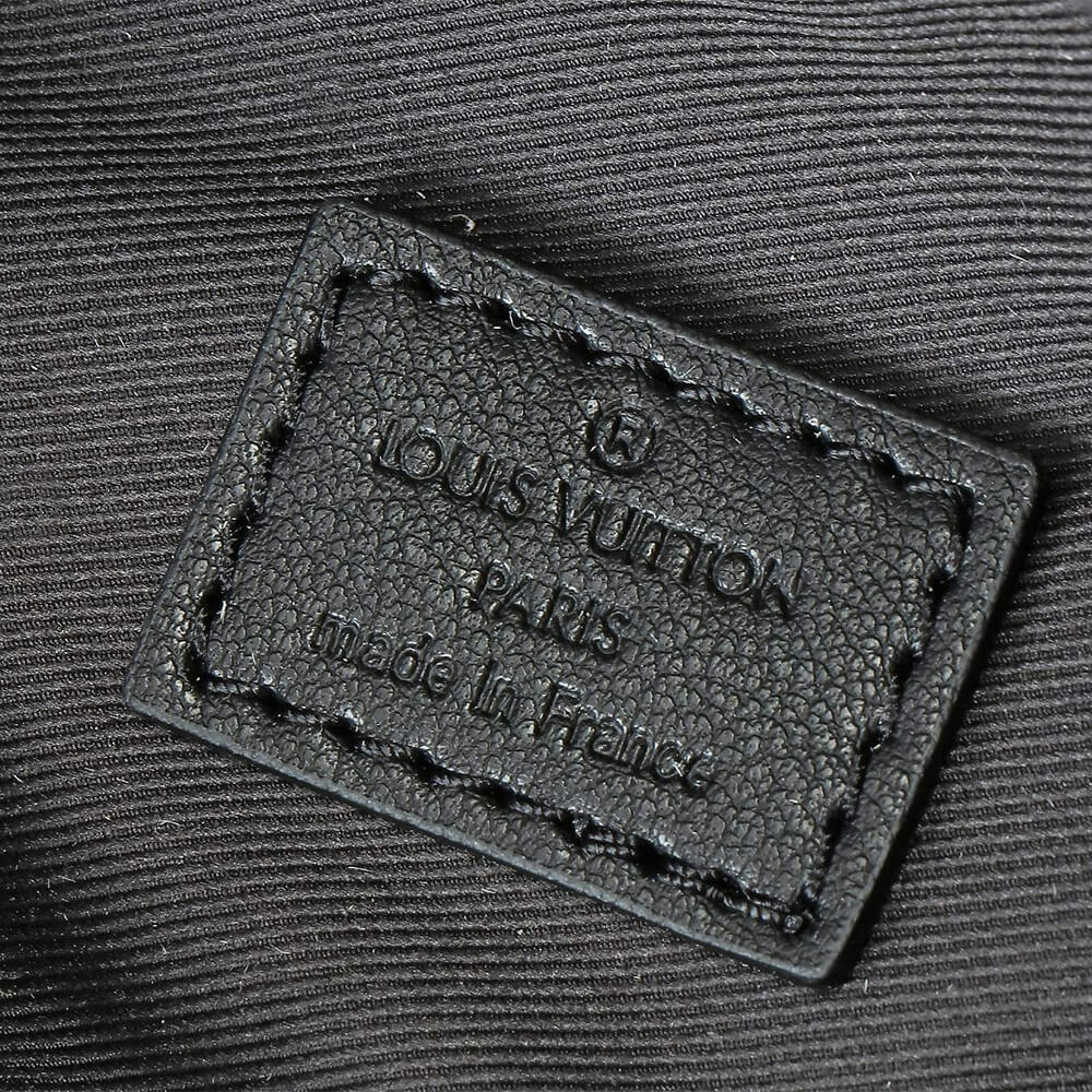 LV Discovery Bumbag PM - Image 7