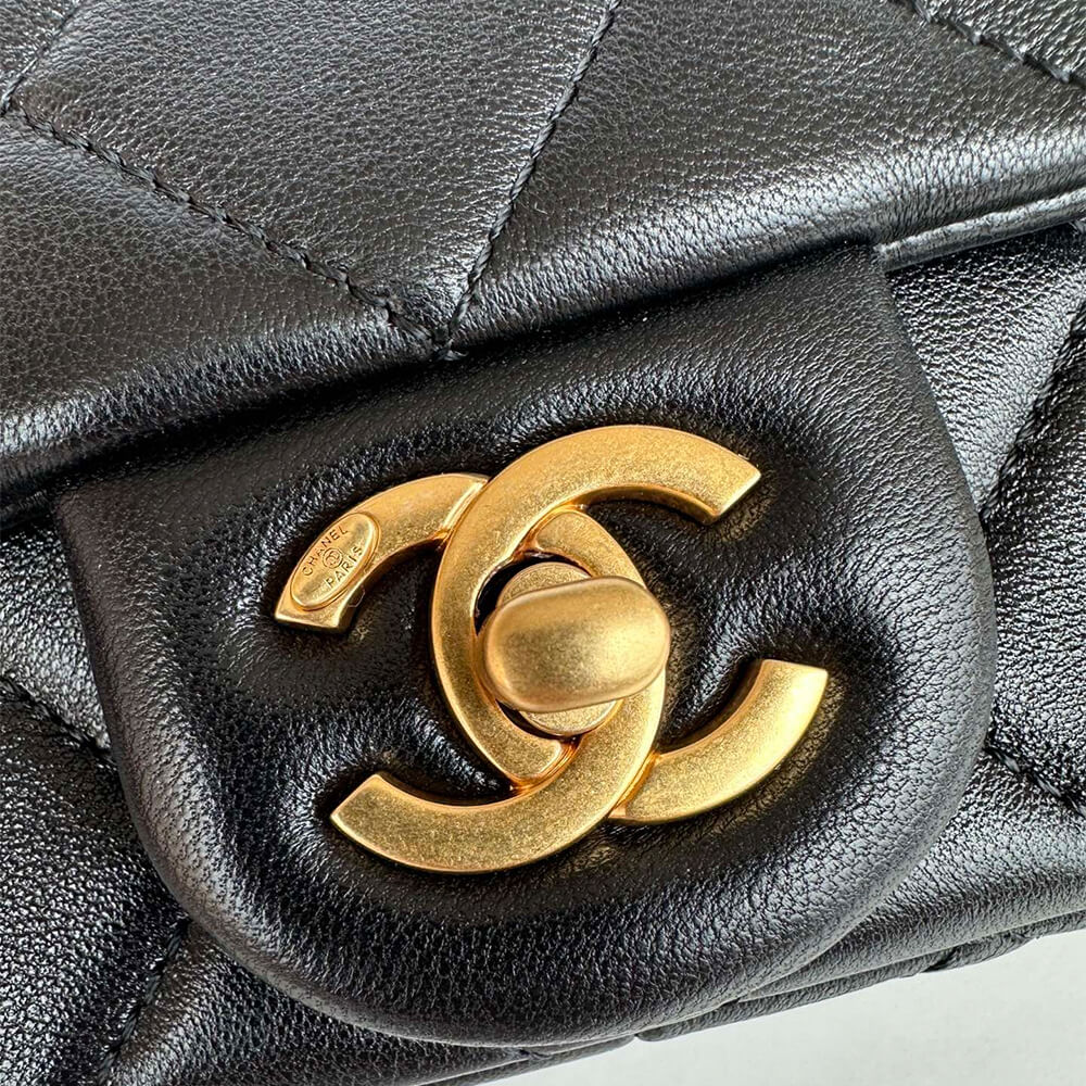Black Chanel MINI FLAP BAG - Image 7