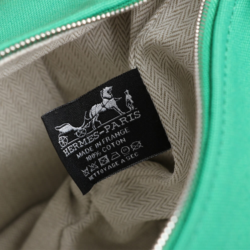 Green Hermes toiletery bag - Image 7