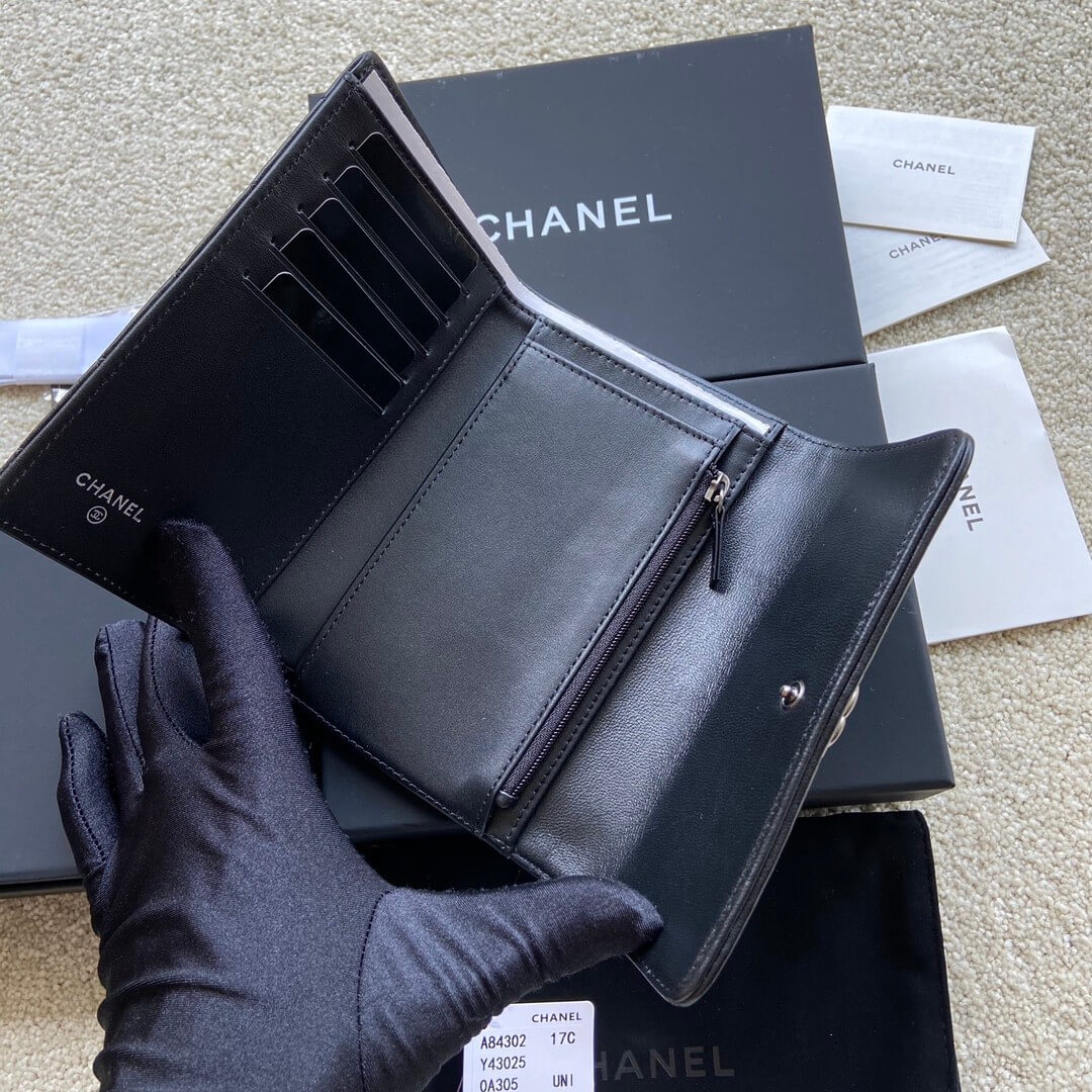 Black Chanel boy long wallet - Image 7