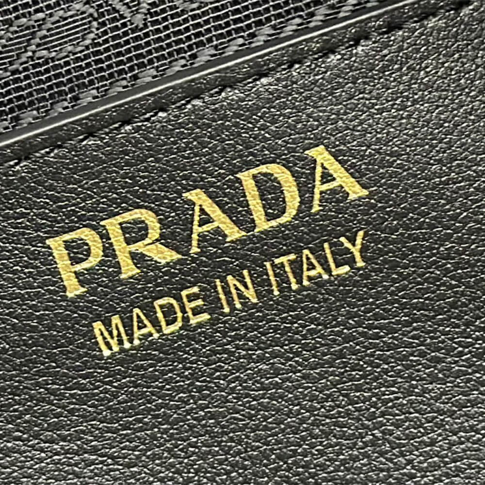 Prada Large leather shoulder bag - Image 7