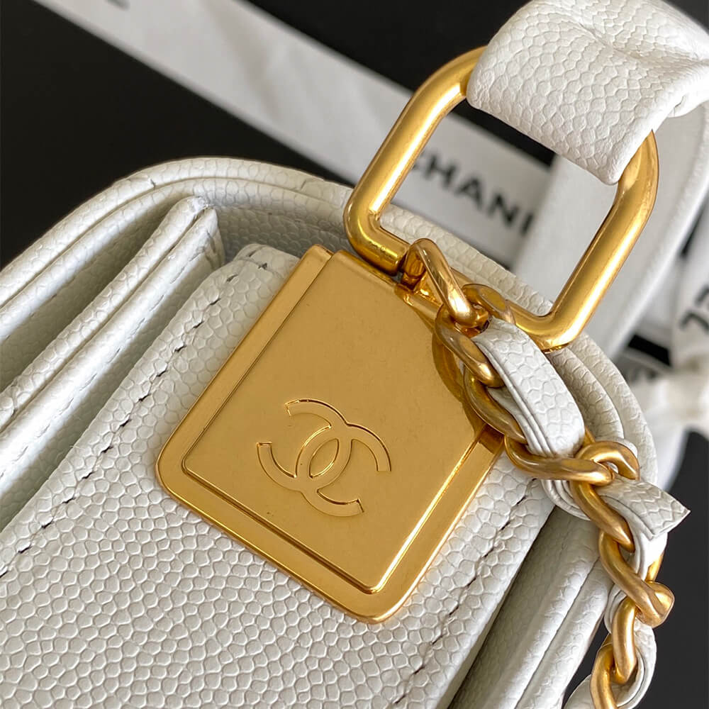 Chanel Small Handbag - Image 7